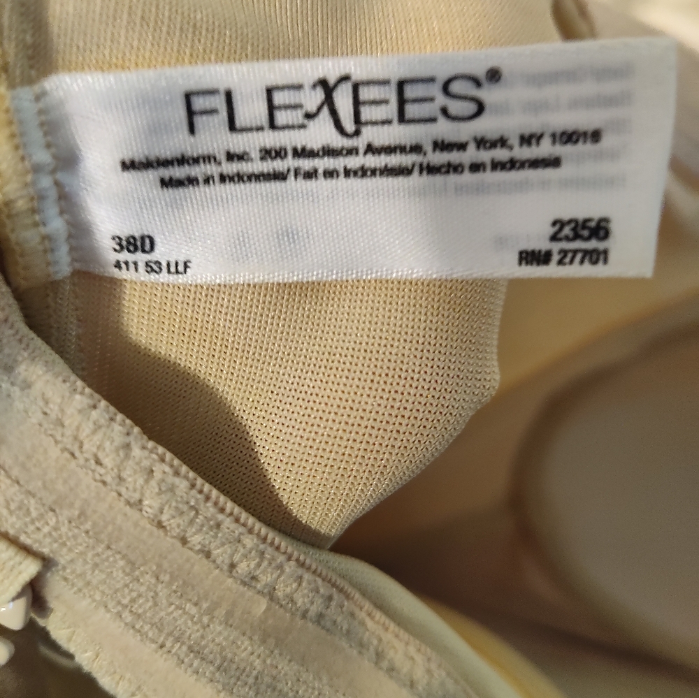 Shapewear Bodysuit - Removable/Convertible Straps - Size 38D - Picture 5 of 12